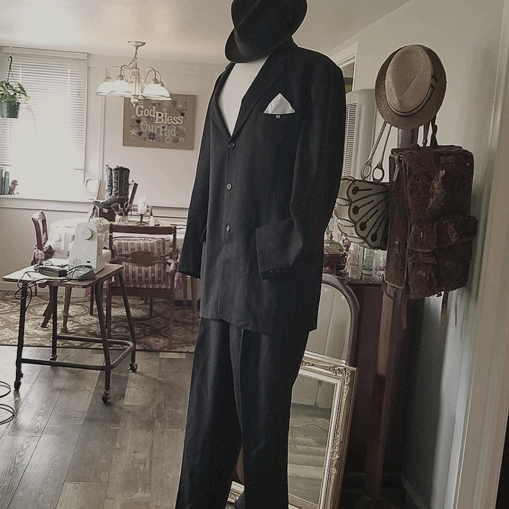 AUTHENTIC VINTAGE 50s SUIT